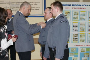 Krzye Zasugi za Dzielno dla elblskich policjantw 