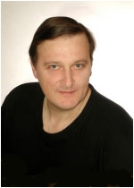 Krzysztof Bartoszewicz: dla aktora teatr jest miejscem poszukiwa
