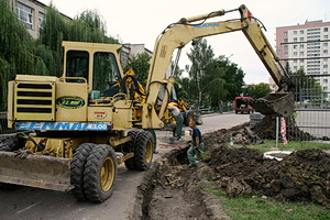 Tor wrotkarski przy SP12 bdzie jak nowy - a kiedy boisko?