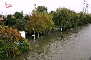 Powstan way, pompownie i nowa kanalizacja deszczowa