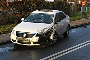 Po omiu godzinach sam zgosi si na komend