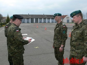 st. plut. Dariusz Mejger najlepszym kierowc 16 PDZ