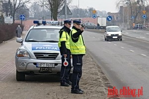 Policjanci zatrzymali 14 pijanych kierowcw