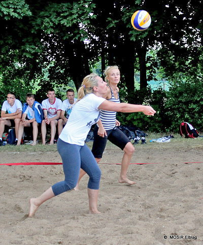 Wystartowały mistrzostwa w siatkówce na plaży