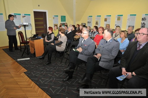 Debata w Pasku "Wpyw zagospodarowania przestrzeni publicznej na bezpieczestwo osb starszych" 