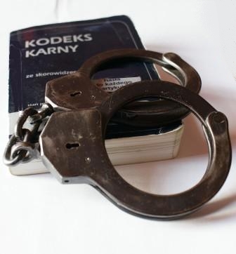 Prbowa sprzeda konsole - trafi na policje