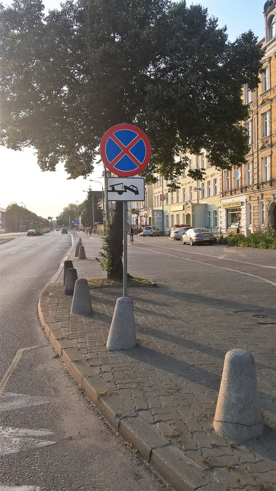 Kolejne zmiany w oznakowaniu na ulicach Elblga. Uwaaj Twj samochd moe odjecha… na lawecie