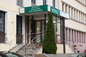 Kiedyś największy hotel w Elblągu. Co dalej z budynkiem przy Placu Słowiańskim?#6