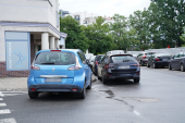 „Tu jest non stop kocioł!”. Kierowcy parkują, gdzie popadnie, mieszkańcy mają dość#8