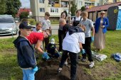Zatorze bardziej zielone. Mieszkańcy posadzili 27 nowych drzew#1