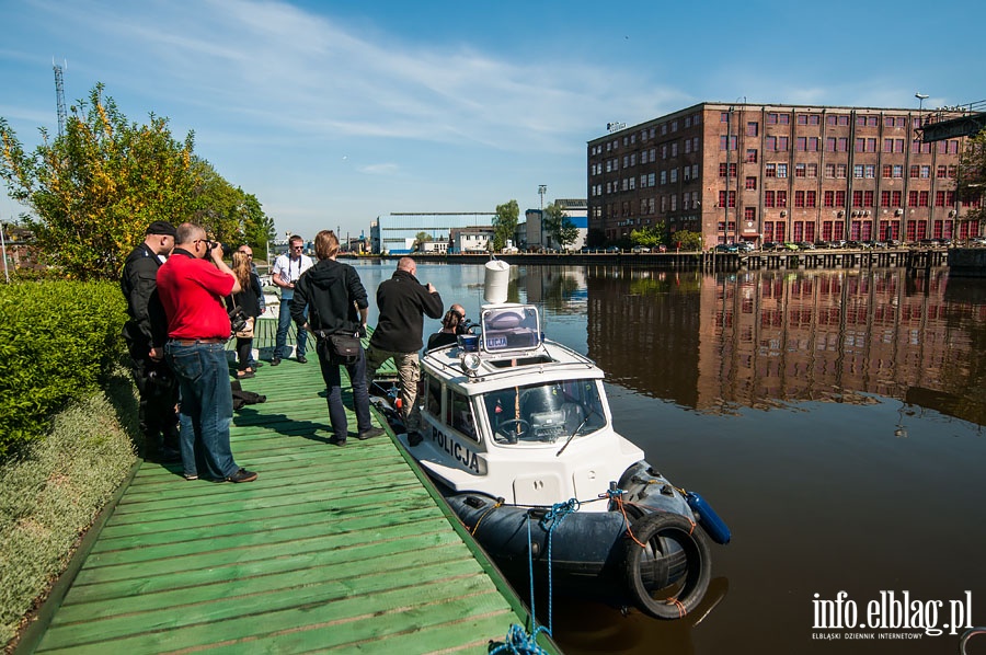 Patrol elblskiej policji wodnej, fot. 1