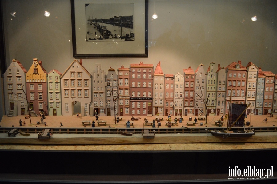 Elbląskie Muzeum nocą, fot. 37