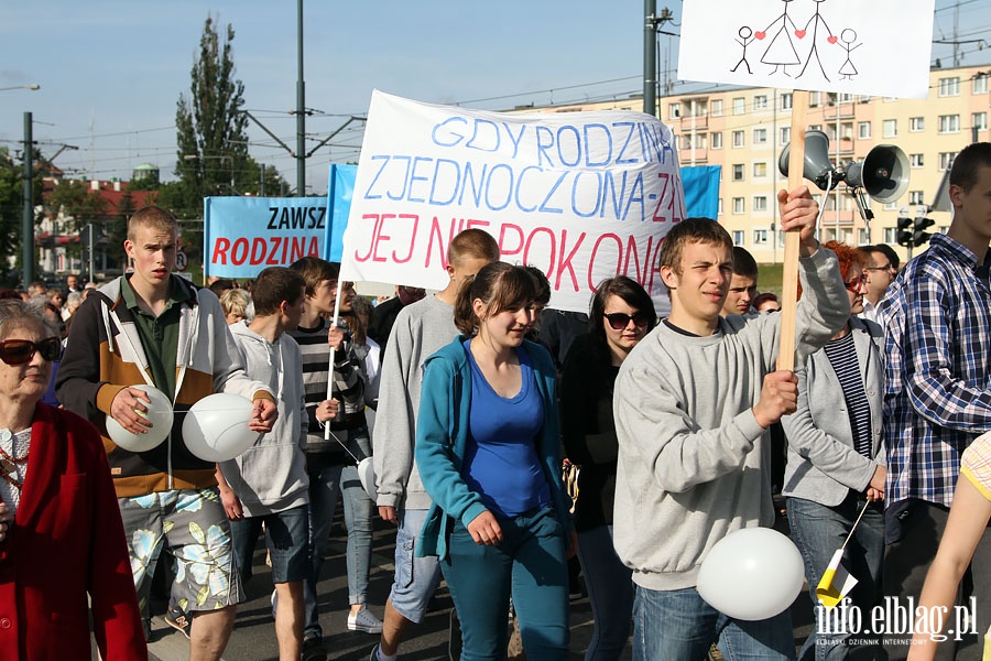 IV Marsz w obronie ycia i rodziny - Elblg 1.06.2014r., fot. 40