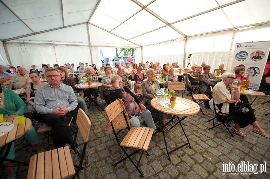 Panel dyskusyjny i koncert Waglewski Fish Emade w ramach 11-Letnich Ogrodow-Polityki-2014, fot. 1