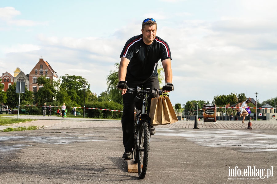 Festyn rowerowy w strugach deszczu, fot. 10