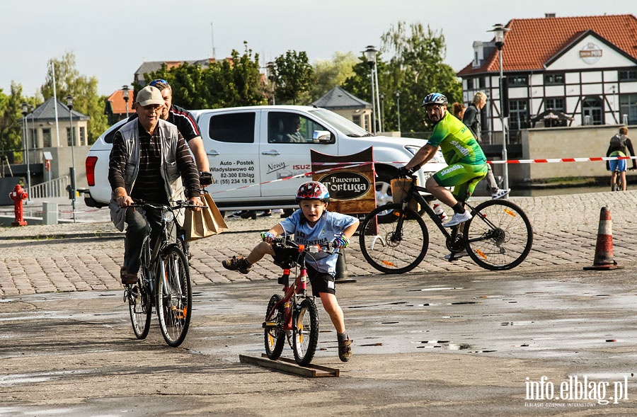 Festyn rowerowy w strugach deszczu, fot. 11