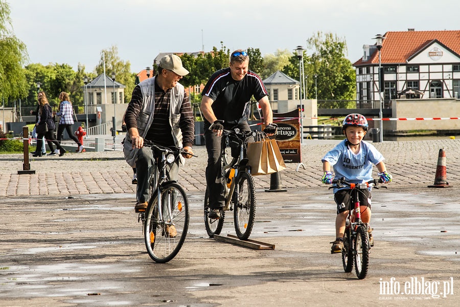 Festyn rowerowy w strugach deszczu, fot. 13