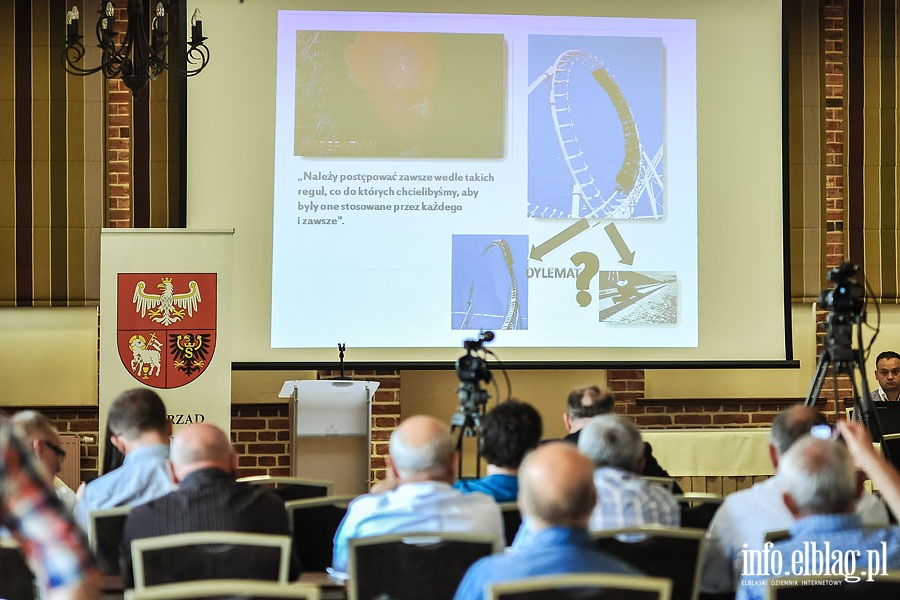 konferencja - Kanał przez Mierzeję - potrzebny i realny., fot. 25
