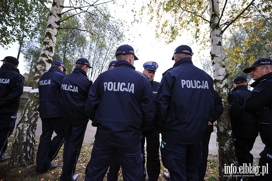 Atak terrorystów na stację pomp Fiszewka - F przy ul.Warszawskiej w Elblągu, fot. 12