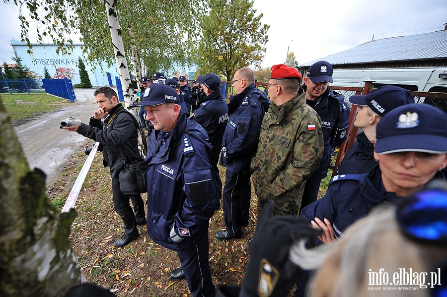 Atak terrorystów na stację pomp Fiszewka - F przy ul.Warszawskiej w Elblągu, fot. 14