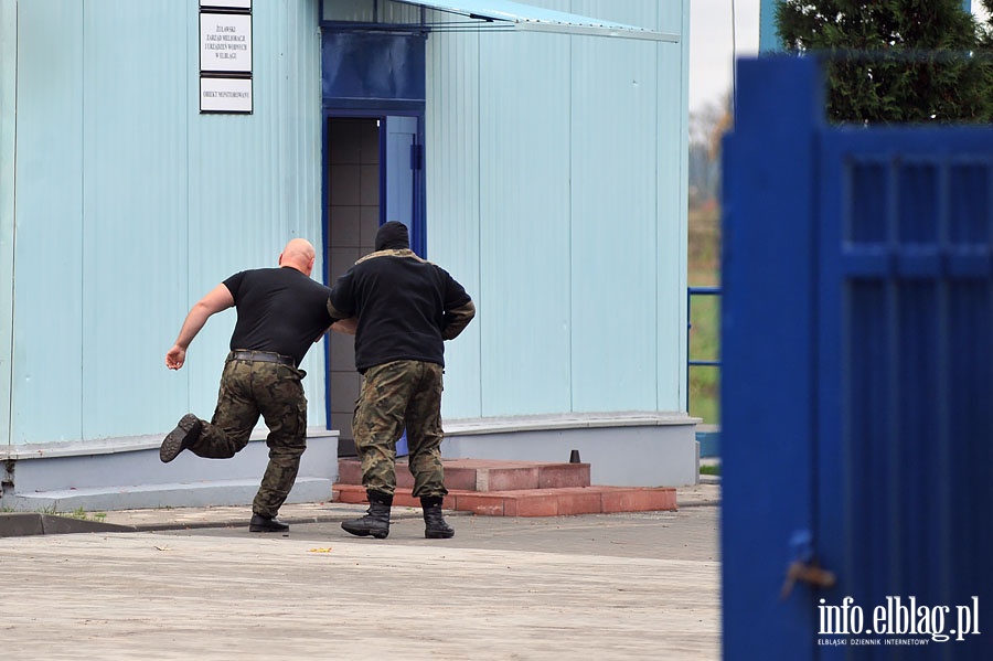 Atak terrorystw na stacj pomp Fiszewka - F przy ul.Warszawskiej w Elblgu, fot. 21