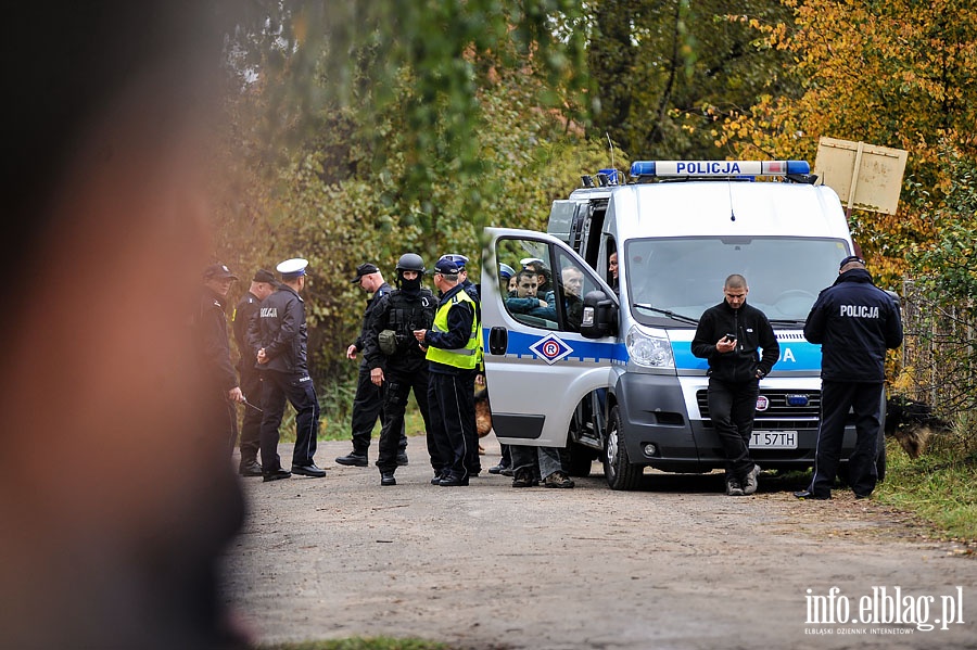 Atak terrorystw na stacj pomp Fiszewka - F przy ul.Warszawskiej w Elblgu, fot. 24