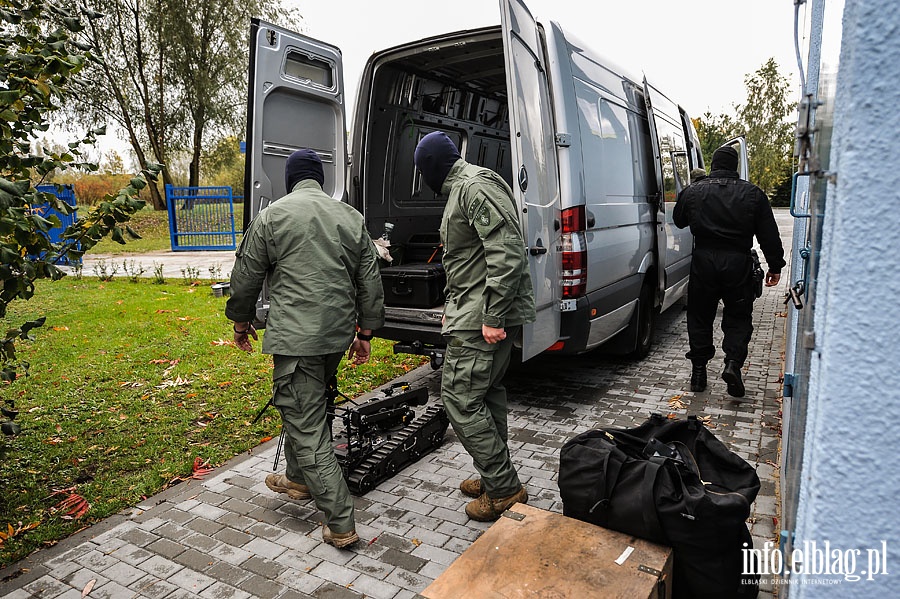 Atak terrorystw na stacj pomp Fiszewka - F przy ul.Warszawskiej w Elblgu, fot. 53