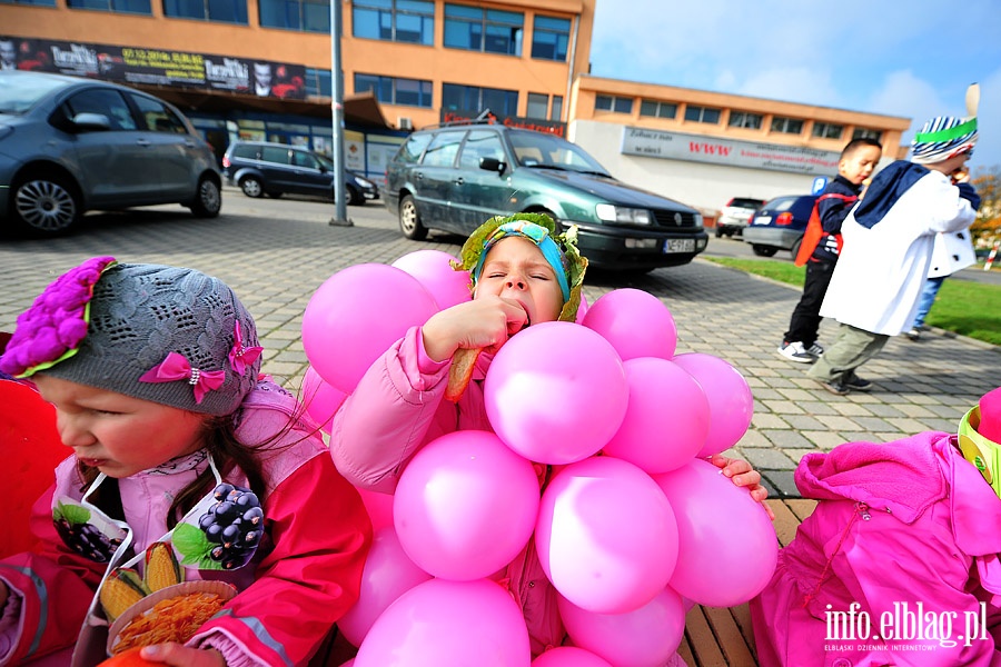 Manifestacja szkolna przeciw marnowaniu produktw spoywczych, fot. 94