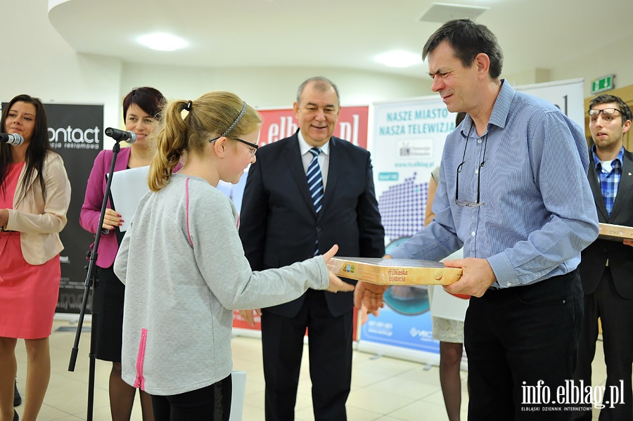 Nagrody, gratulacje - podsumowanie pitnastu wycieczek PTTK Elblg., fot. 19