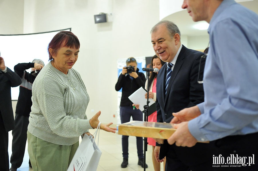 Nagrody, gratulacje - podsumowanie pitnastu wycieczek PTTK Elblg., fot. 21