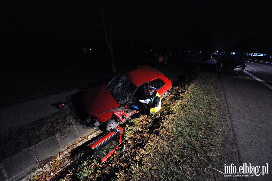 Kazimierzowo - zderzenie peugeot 406 z peugeot 306, fot. 13