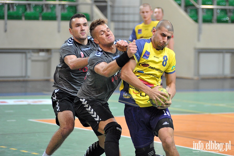 KS Meble Wójcik Elbląg - MKS Real-Astromal Leszno 26:21 (9:10), fot. 29