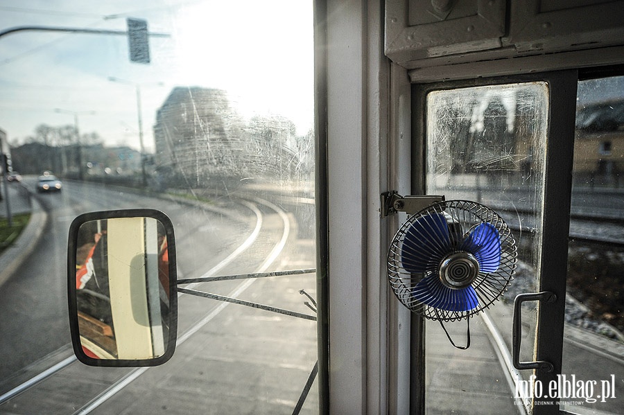 W zabytkowej "ence" poznawali bogat histori elblskich tramwajw, fot. 9