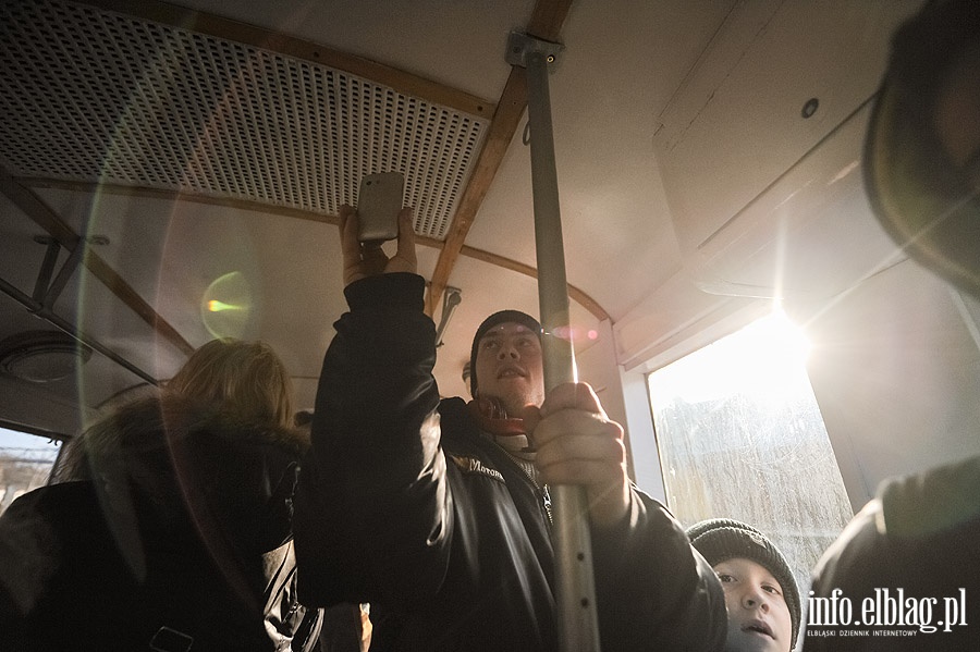 W zabytkowej "ence" poznawali bogat histori elblskich tramwajw, fot. 21