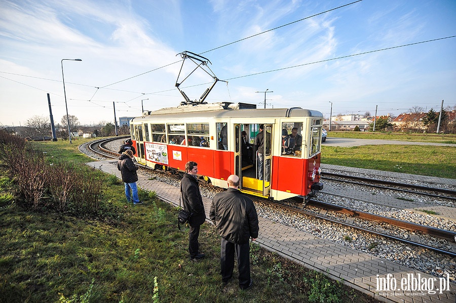 W zabytkowej "ence" poznawali bogat histori elblskich tramwajw, fot. 26