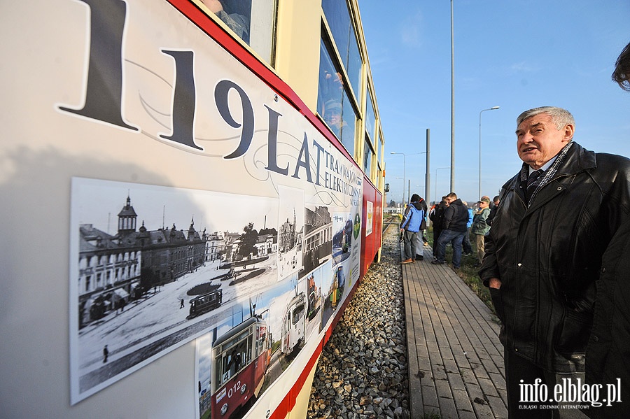 W zabytkowej "ence" poznawali bogat histori elblskich tramwajw, fot. 37