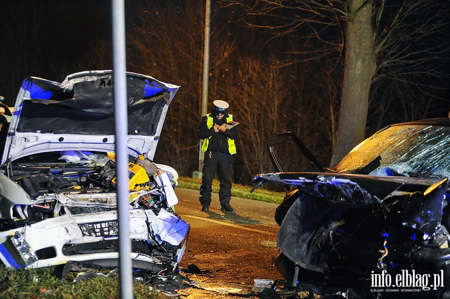 Czoowe zderzenie samochodw osobowych Opel Vectra i VW Golf, fot. 6