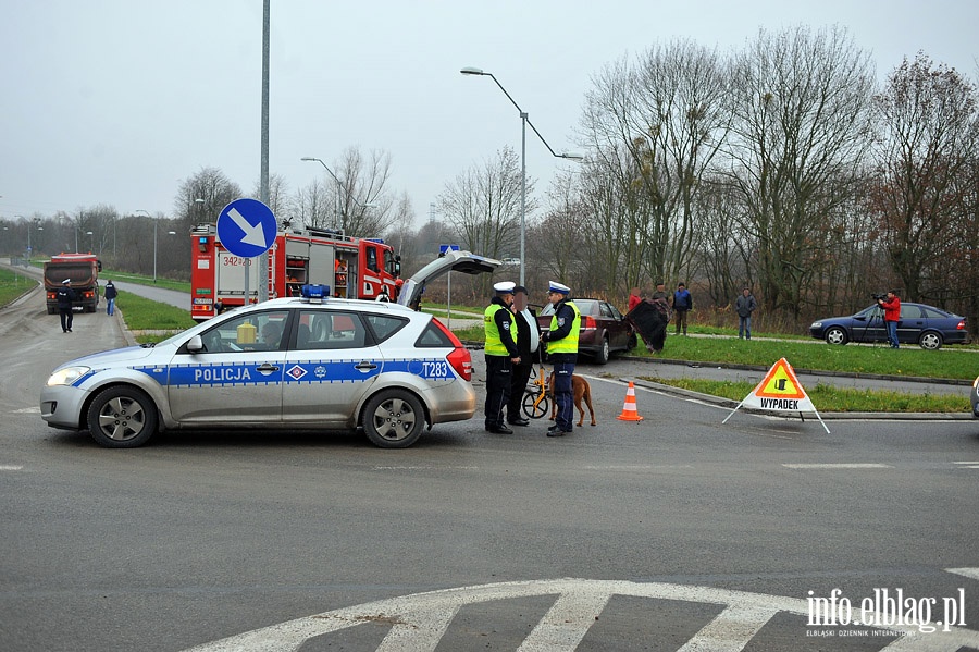 Zderzenie czoowe samochodu Opel z ciarwk MAN na Modrzewinie, fot. 1