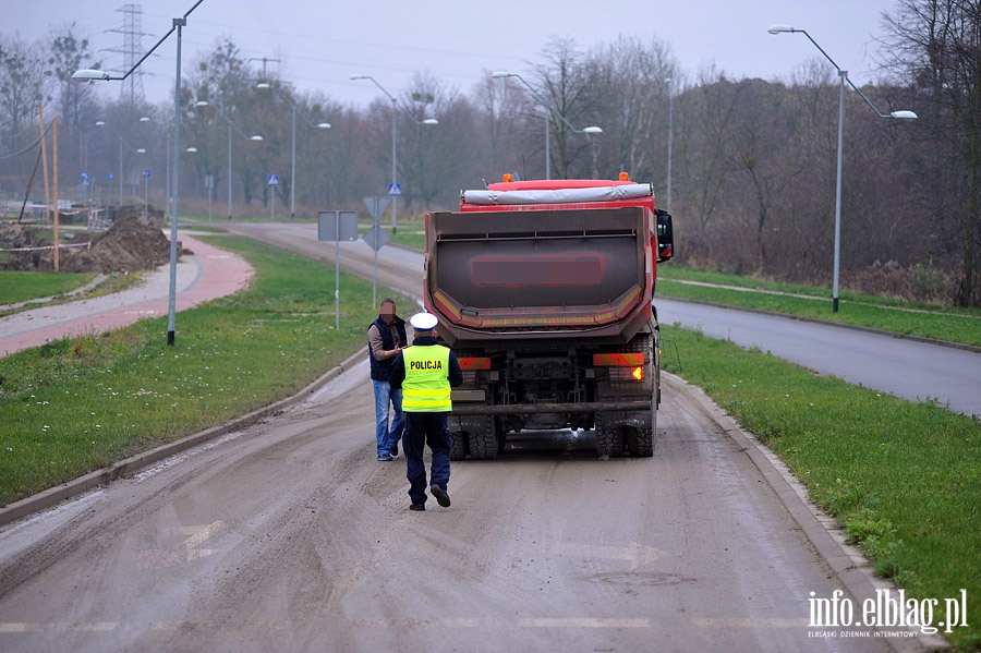 Zderzenie czoowe samochodu Opel z ciarwk MAN na Modrzewinie, fot. 21