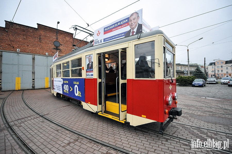 Konferencja prasowa prezydenta Jerzego Wilka w zabytkowym tramwaju typu N5, fot. 20