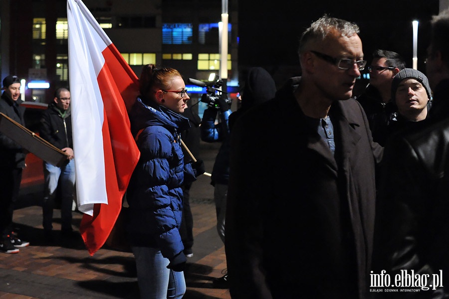 Elblnie wyszli na ulic protestujc przeciwko faszerstwom wyborczym, fot. 4