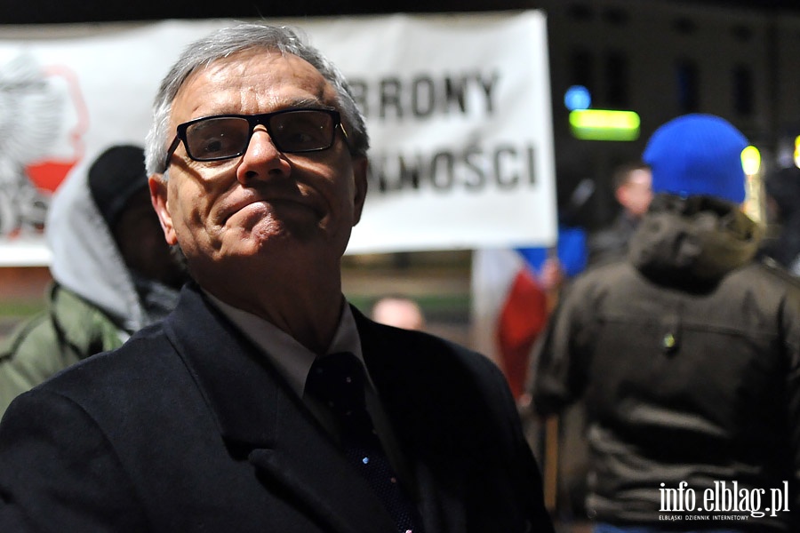 Elblążnie wyszli na ulicę protestując przeciwko fałszerstwom wyborczym, fot. 27