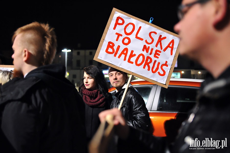 Elblnie wyszli na ulic protestujc przeciwko faszerstwom wyborczym, fot. 29