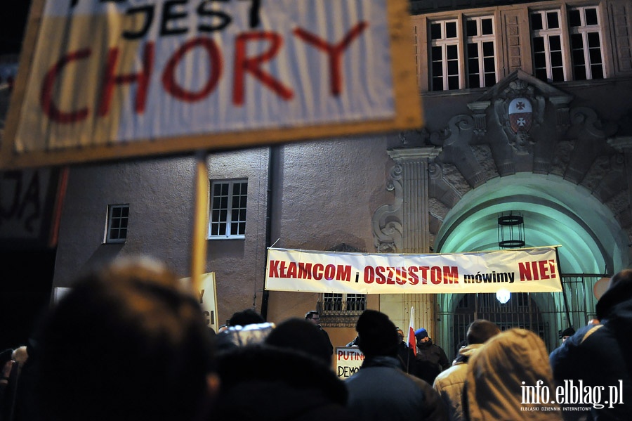 Elblnie wyszli na ulic protestujc przeciwko faszerstwom wyborczym, fot. 68