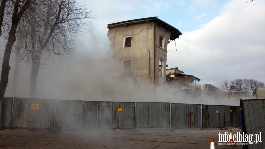 Rozbirka budynkw dawnej mleczarni przy ul. Bema , fot. 22