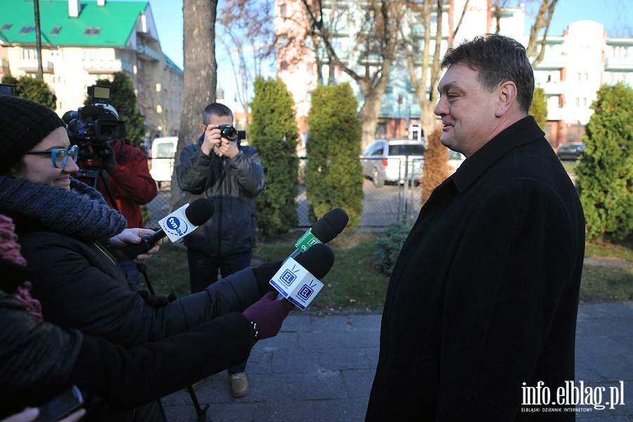 Kandydaci na prezydenta Witold Wrblewski i Jerzy Wilk podczas gosowania , fot. 24