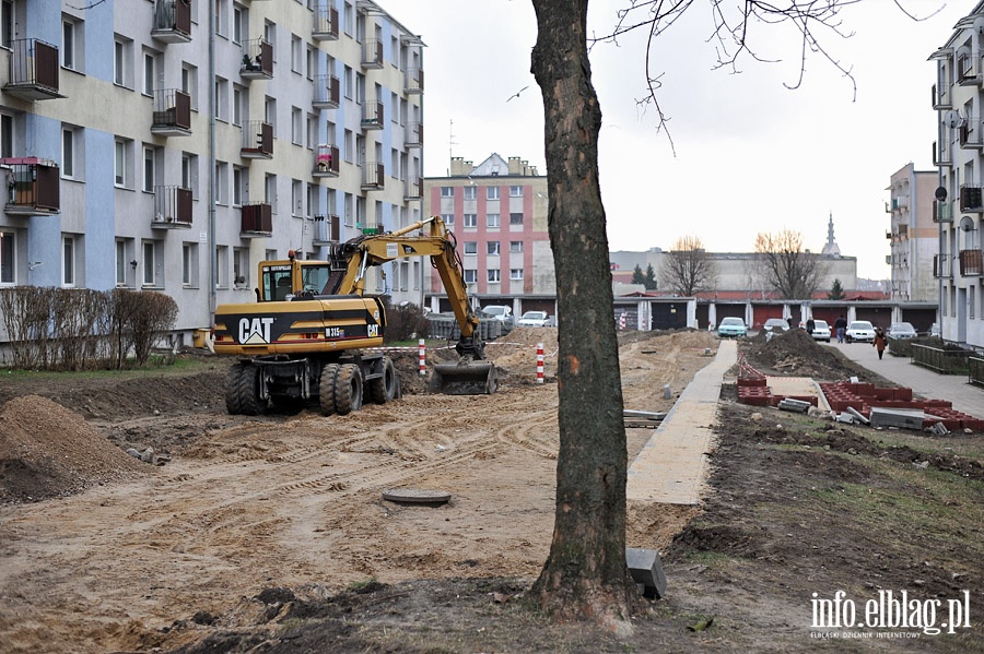 Budowa miejsc parkingowych przy ul.Gwiezdnej, fot. 8