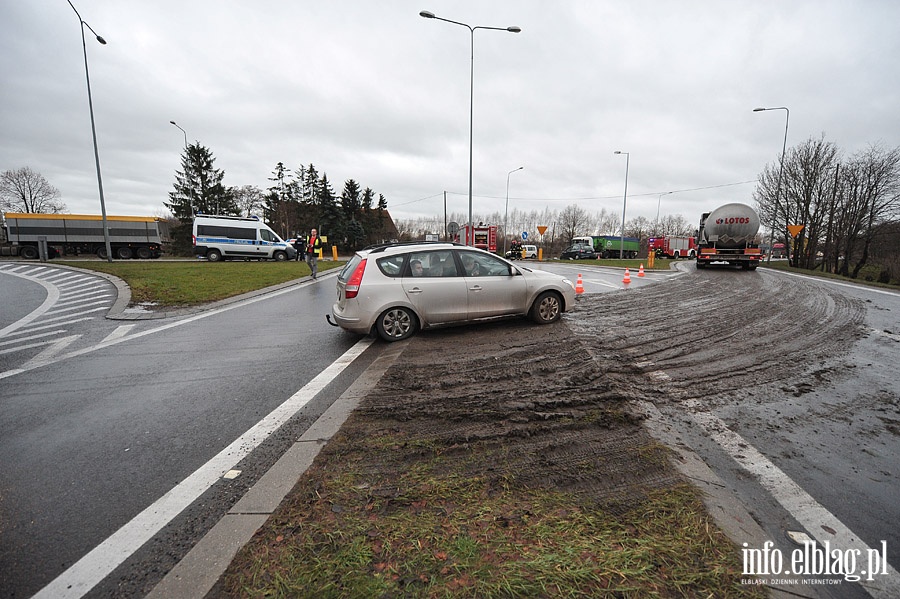 Kolizja w Kazimierzowie z udziaem VW Golf Plus i VW Transporter, fot. 3