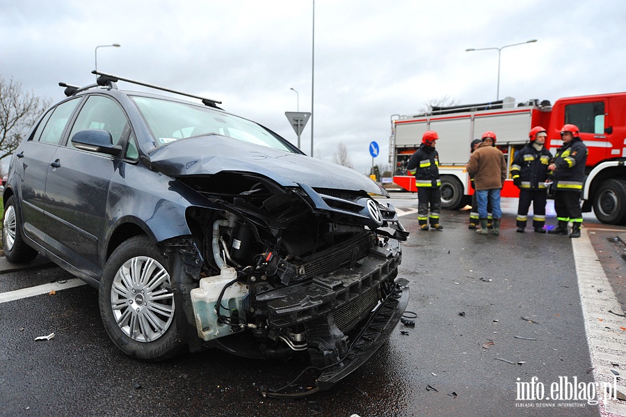 Kolizja w Kazimierzowie z udziaem VW Golf Plus i VW Transporter, fot. 9