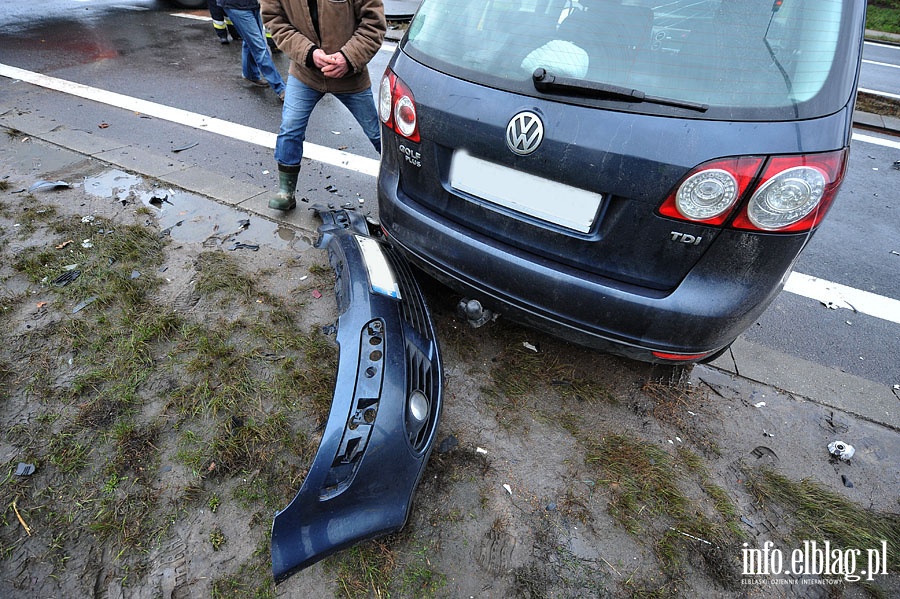 Kolizja w Kazimierzowie z udziaem VW Golf Plus i VW Transporter, fot. 11